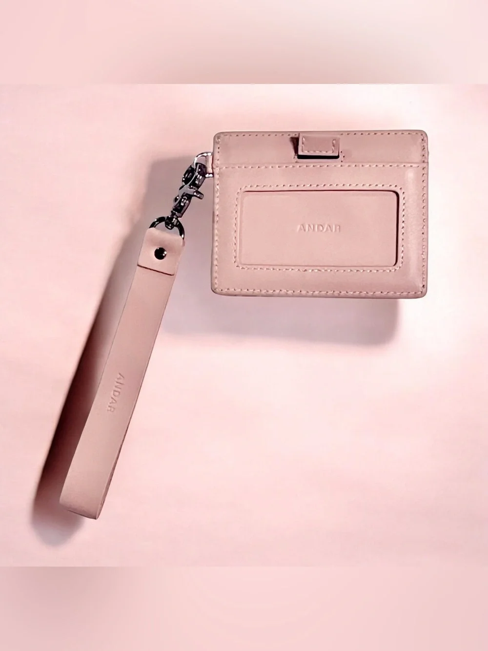 Andar The Denner Wristlet Leather Wallet Blush ID Card Pull RFID Unused Darylann